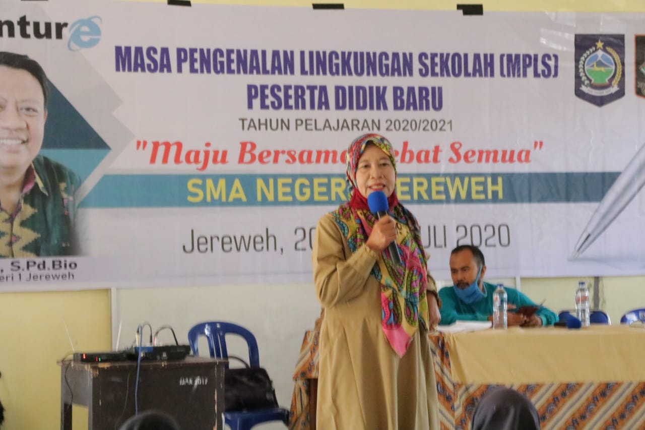 MPLS 2020/2021 Hari Pertama